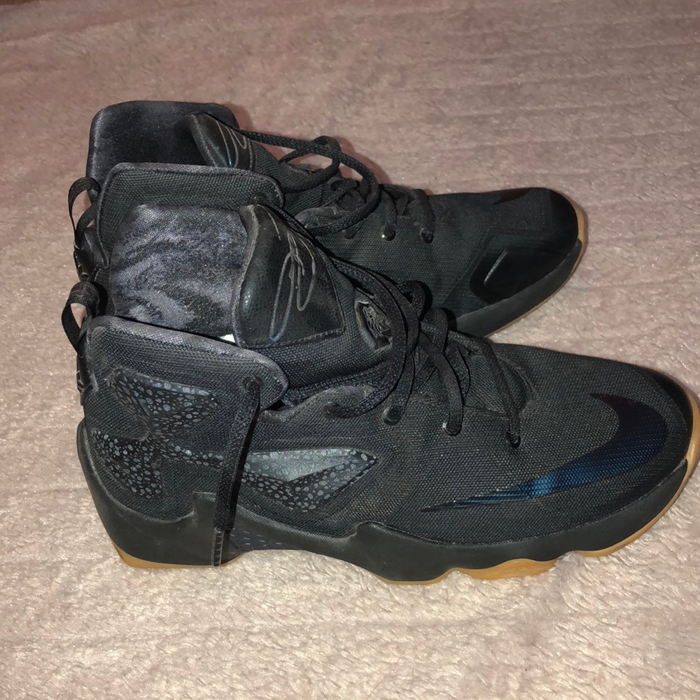 Lebron James 7youth shoes